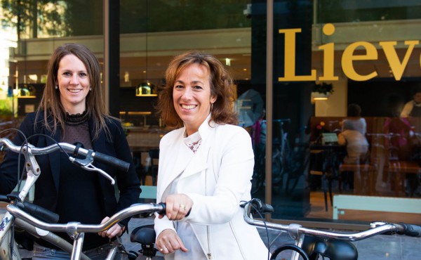 "DELA gaat in je hart zitten" "DELA gaat in je hart zitten"
