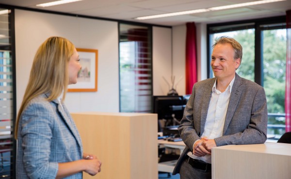 Personeel inhuren? Zo voldoet u aan wet-, en regelgeving Personeel inhuren? Zo voldoet u aan wet-, en regelgeving